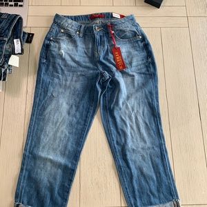 Jennifer Lopez boyfriend jeans